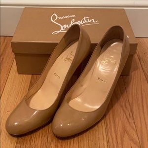 Christian Louboutin pumps Well loved